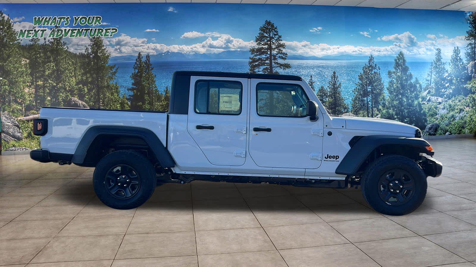 Thumbnail: 2026 Jeep Gladiator - 4