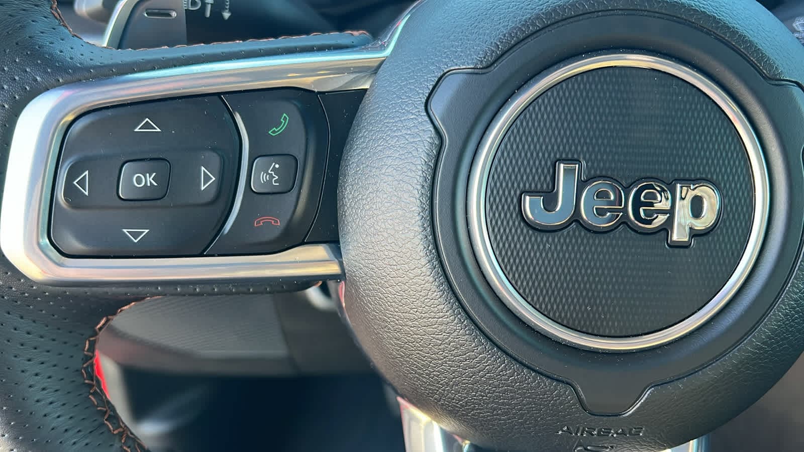 Thumbnail: 2023 Jeep Wrangler - 19