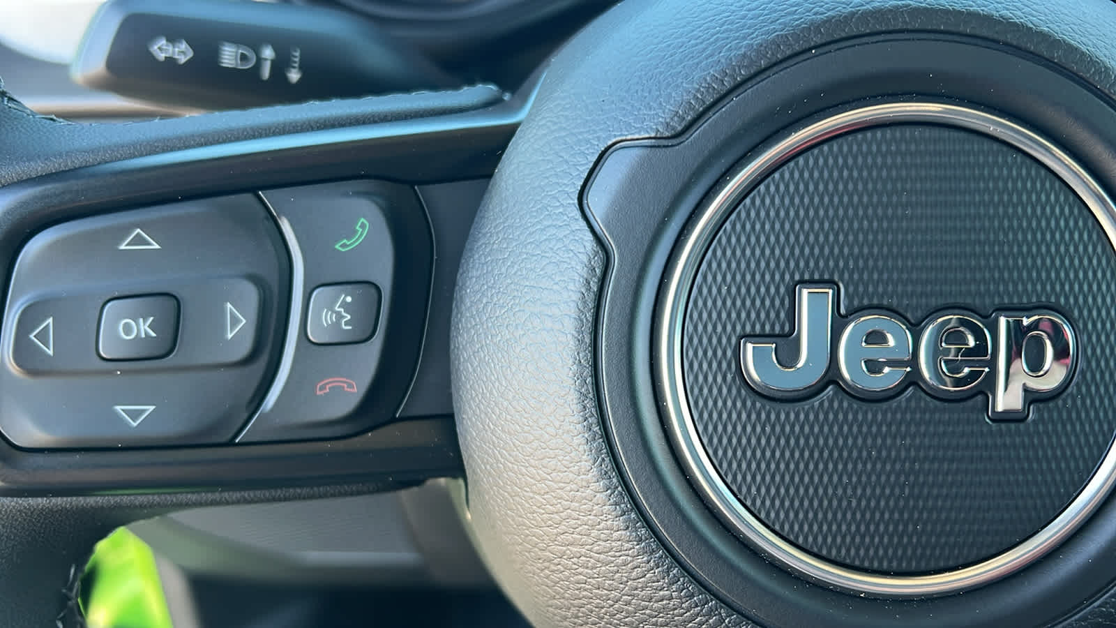 Thumbnail: 2026 Jeep Gladiator - 19