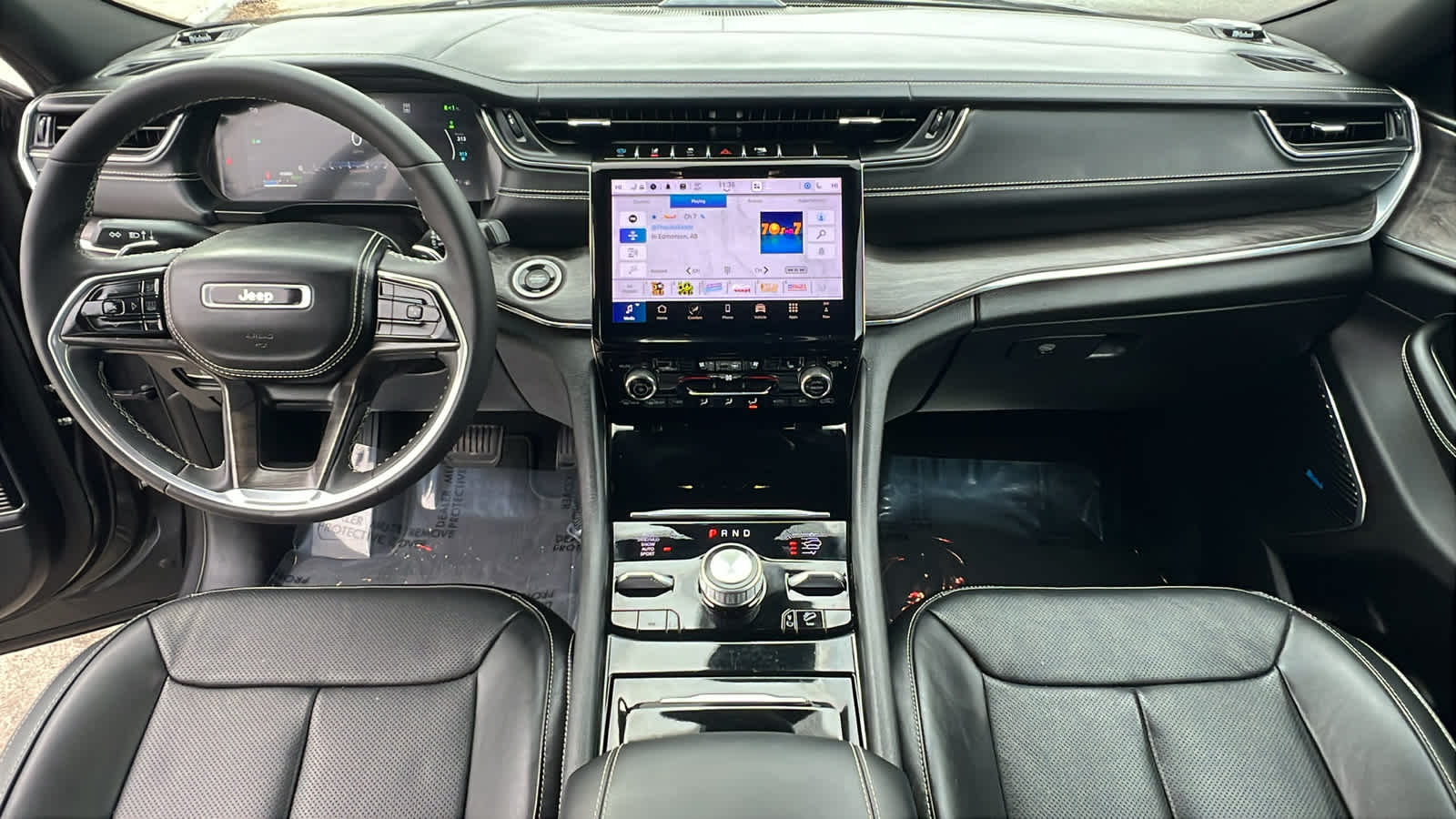 Thumbnail: 2024 Jeep Grand Cherokee - 26