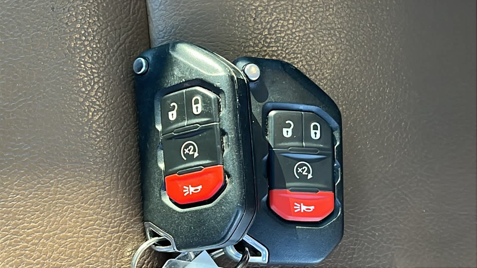 Thumbnail: 2022 Jeep Wrangler - 29