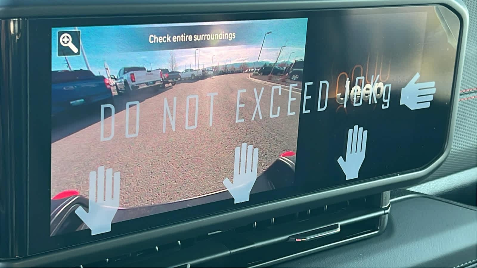 Thumbnail: 2026 Jeep Gladiator - 16