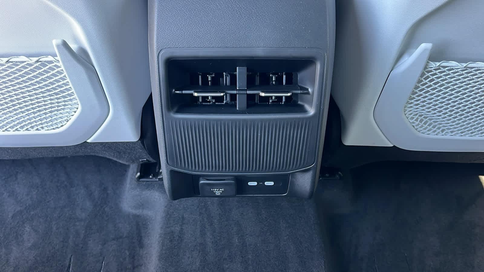 Thumbnail: 2025 Jeep Wagoneer S - 25