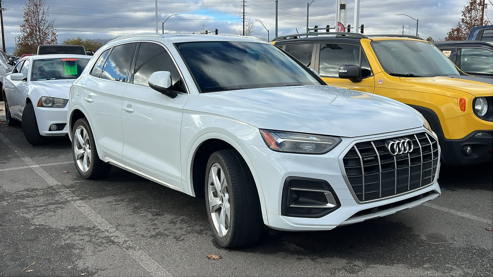 Thumbnail: 2021 Audi Q5 - 3