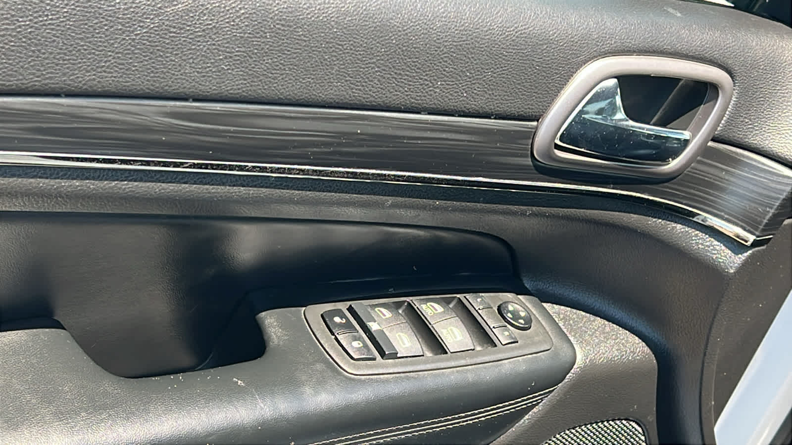 Thumbnail: 2021 Jeep Grand Cherokee - 22