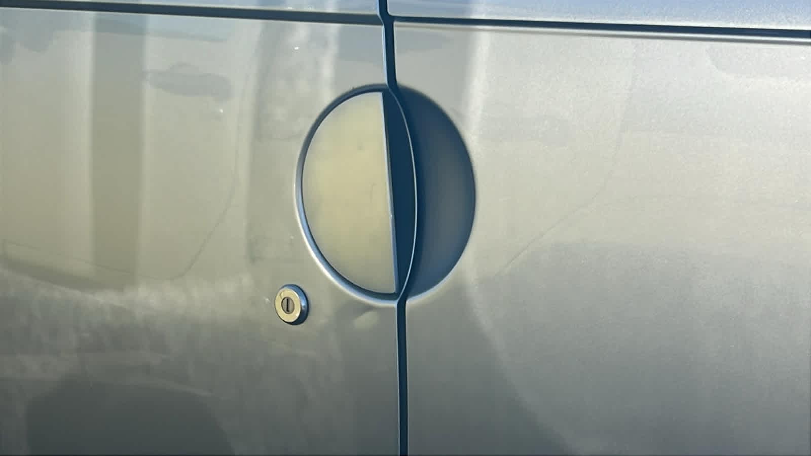 Thumbnail: 2005 Chevrolet SSR - 8