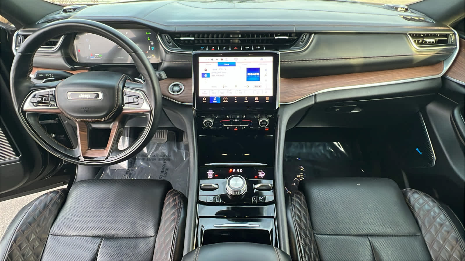 Thumbnail: 2022 Jeep Grand Cherokee - 26