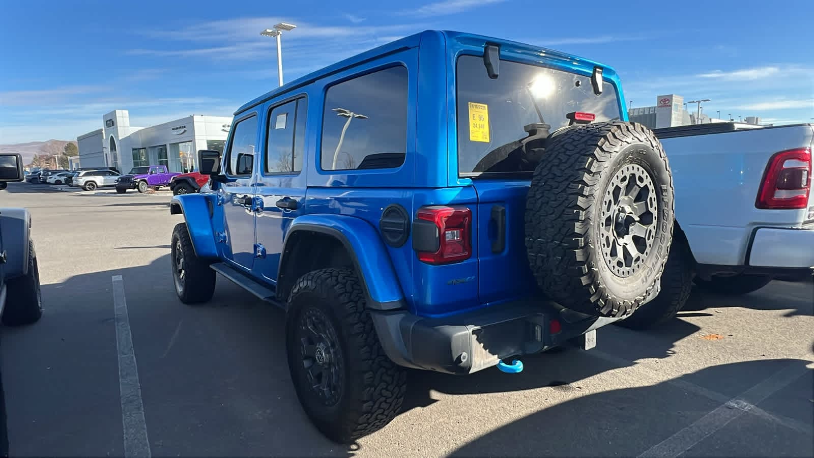 Thumbnail: 2021 Jeep Wrangler - 7