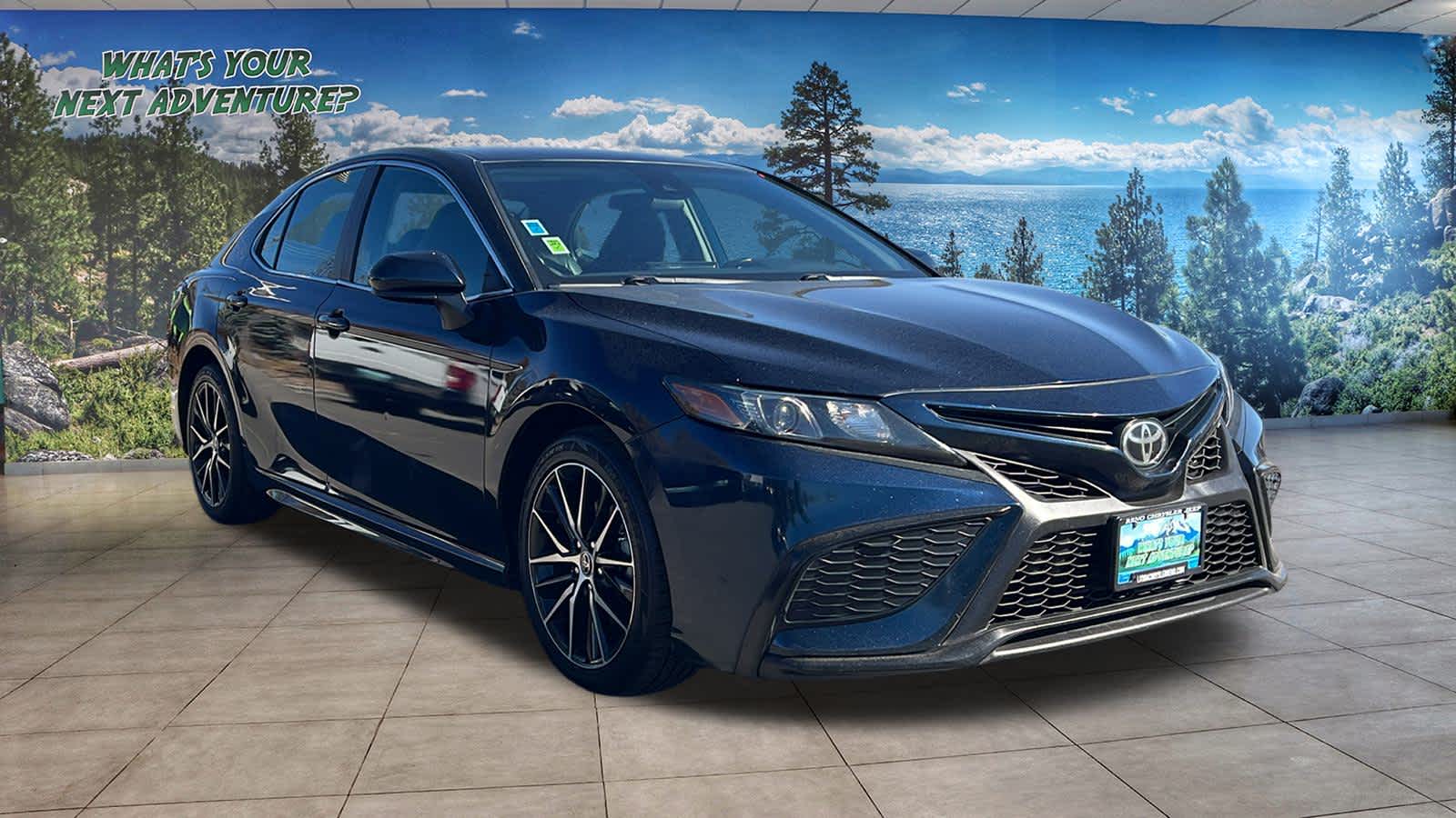 Thumbnail: 2021 Toyota Camry - 3