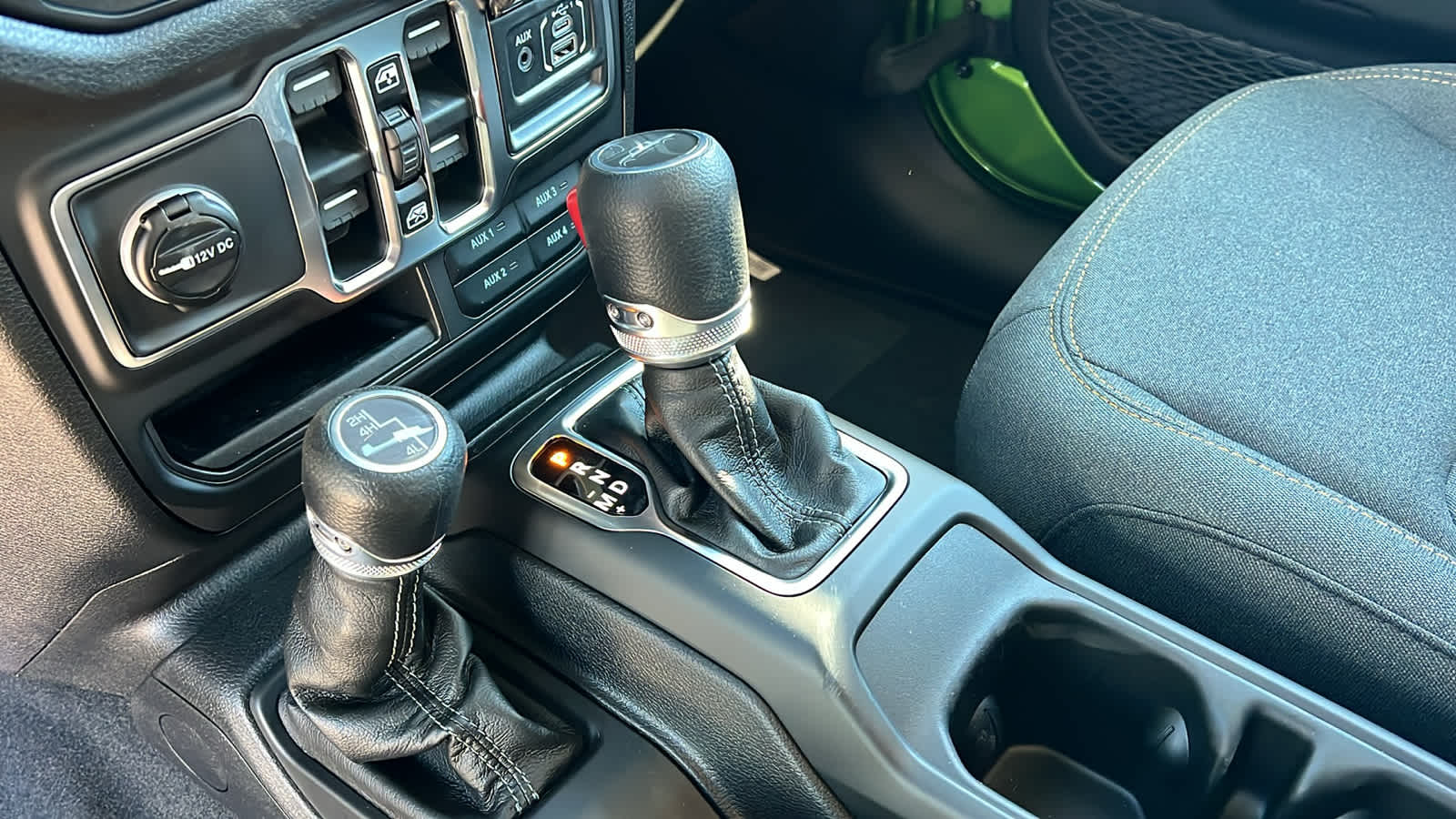 Thumbnail: 2026 Jeep Gladiator - 13