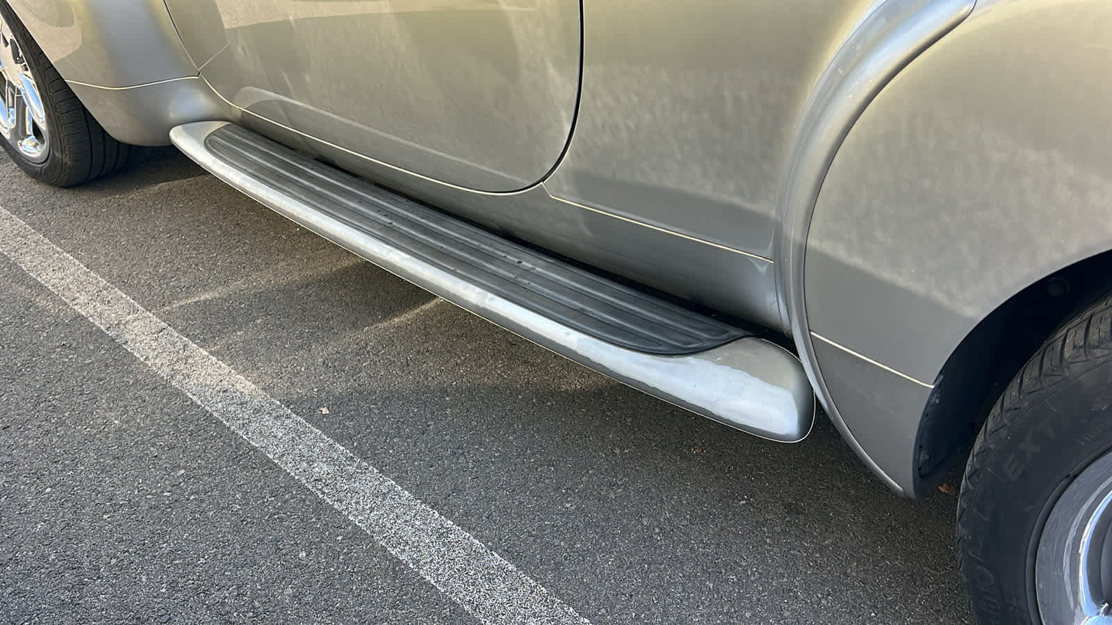 Thumbnail: 2005 Chevrolet SSR - 10