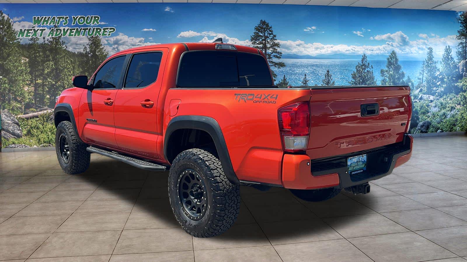 Thumbnail: 2017 Toyota Tacoma - 7