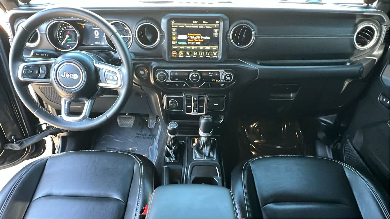 Thumbnail: 2022 Jeep Wrangler - 26