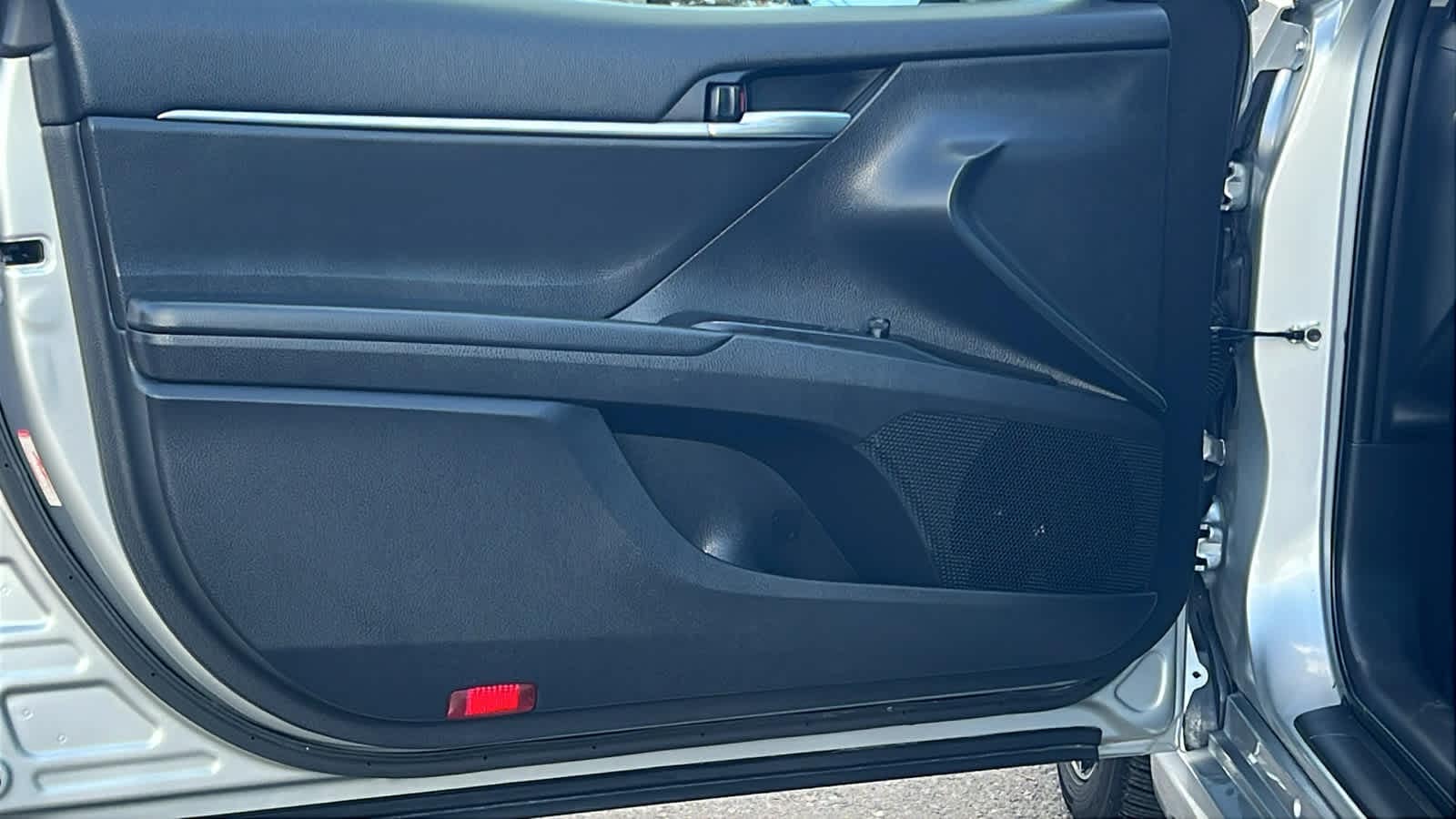 Thumbnail: 2021 Toyota Camry - 23