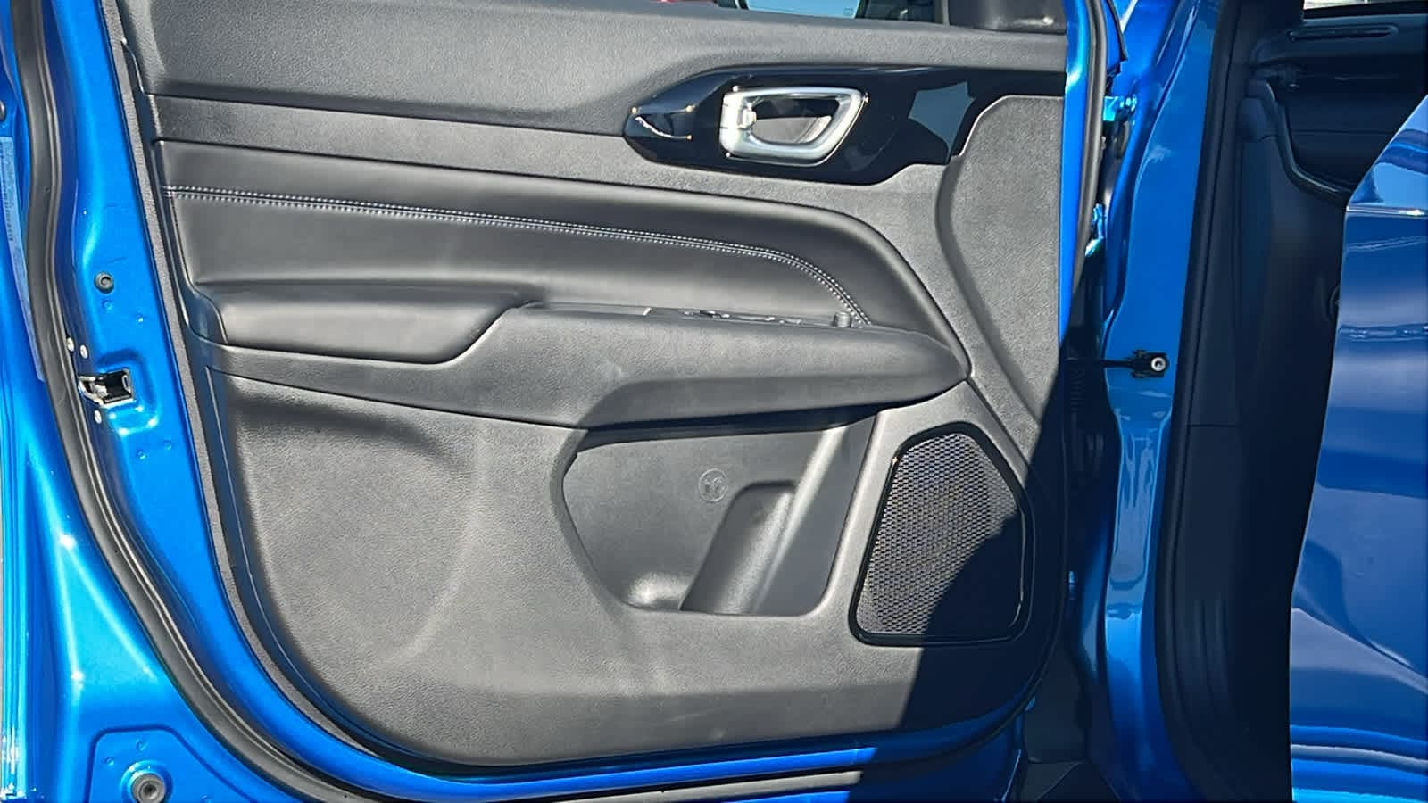 Thumbnail: 2026 Jeep Compass - 23