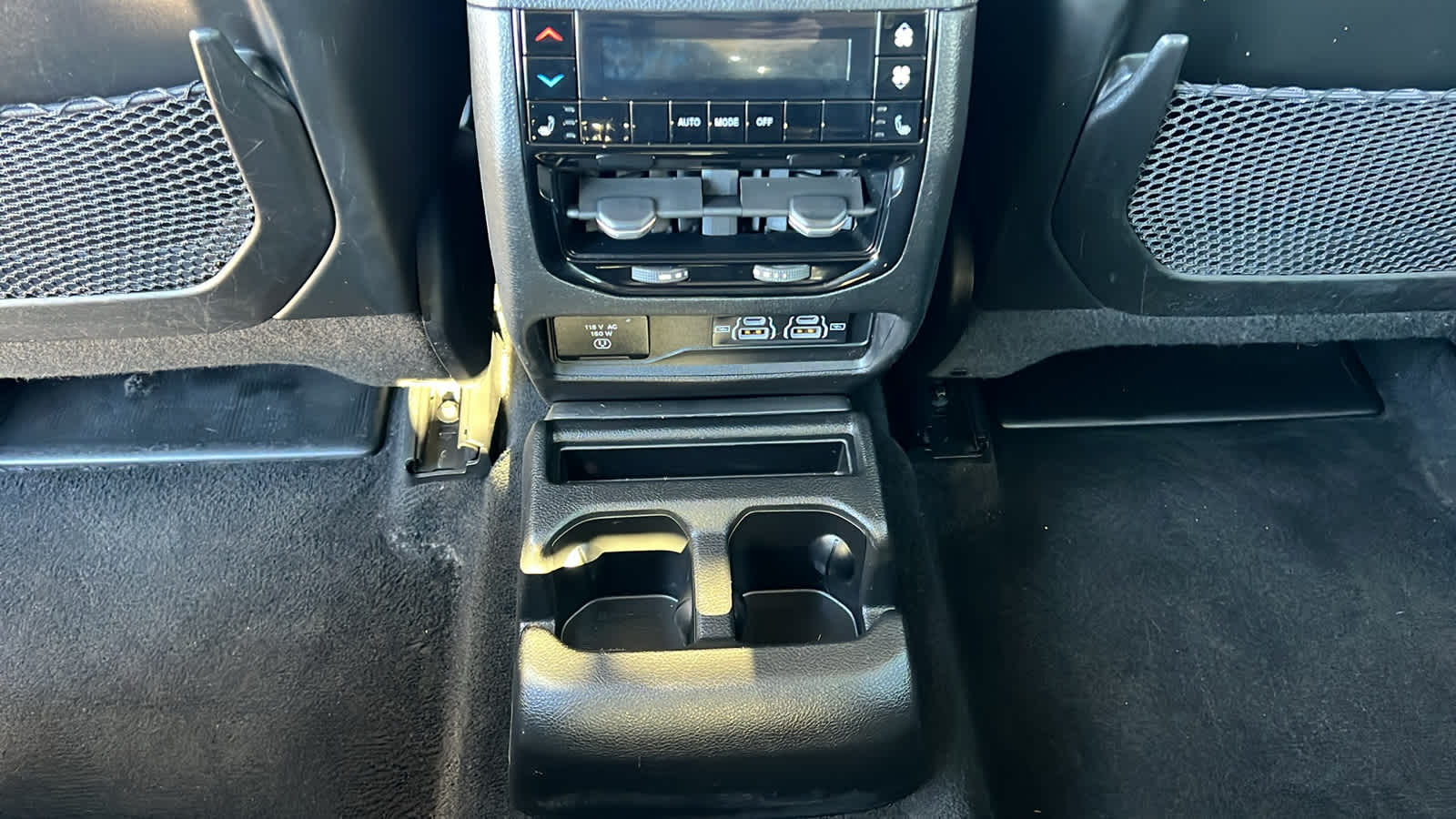 Thumbnail: 2021 Jeep Grand Cherokee L - 25