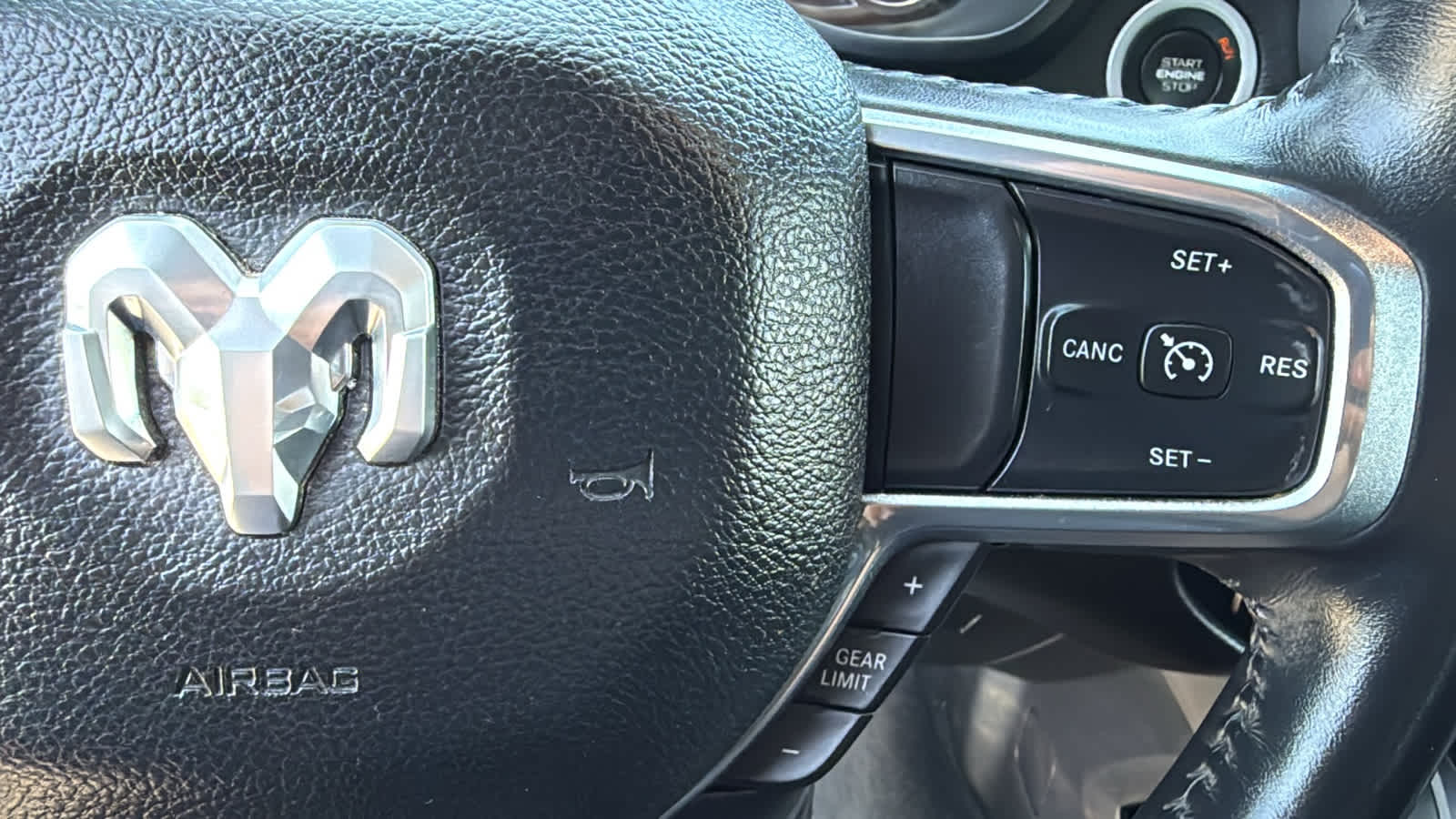 2023 RAM 1500 Laramie 20