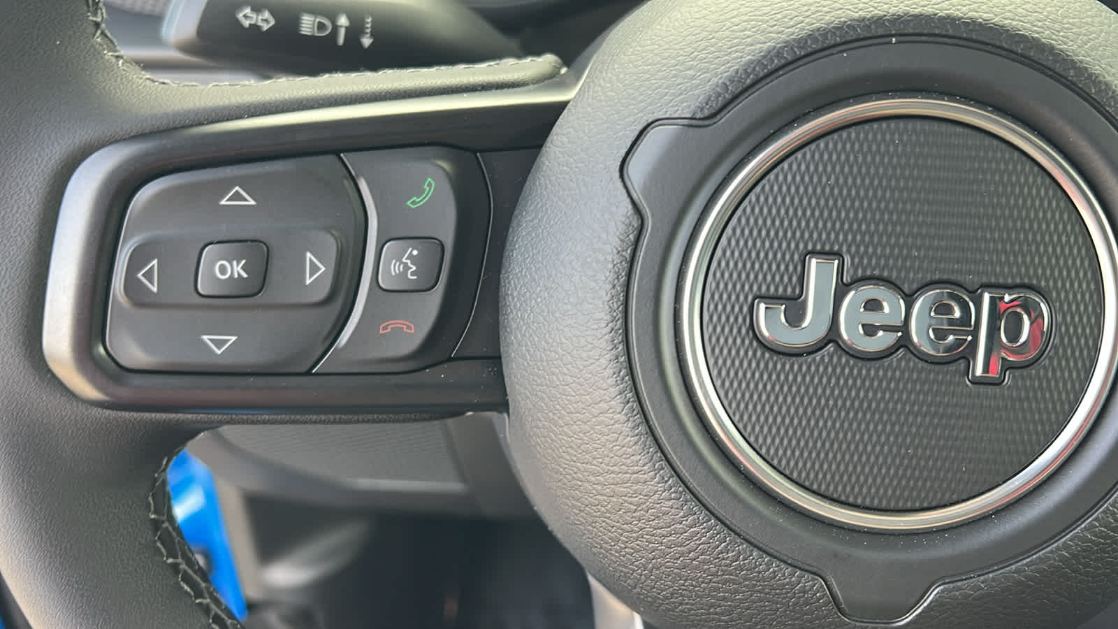 Thumbnail: 2026 Jeep Gladiator - 19