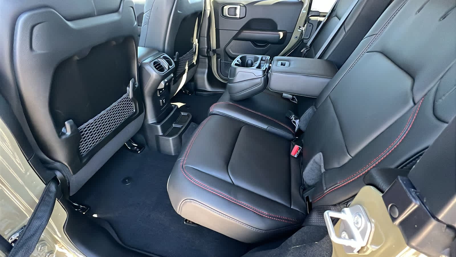 Thumbnail: 2026 Jeep Wrangler - 24