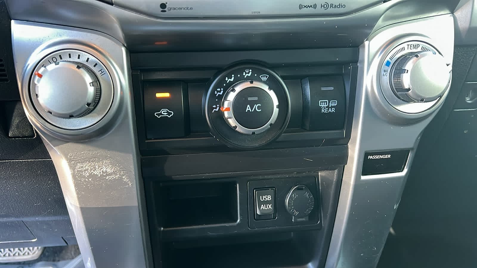 Thumbnail: 2018 Toyota 4Runner - 14