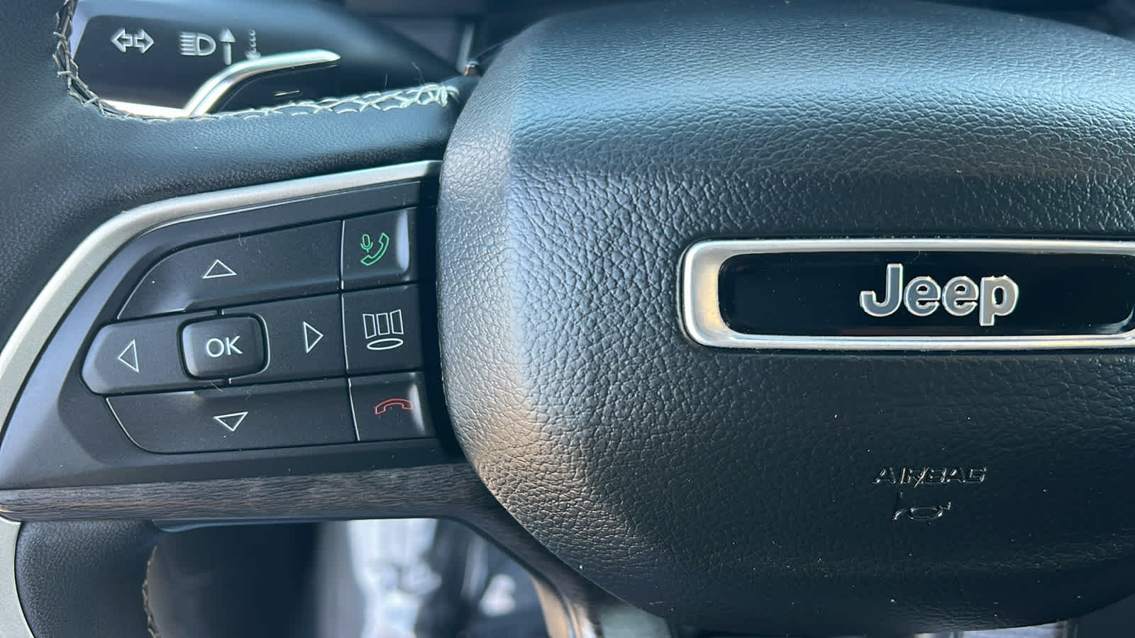 Thumbnail: 2022 Jeep Grand Cherokee - 19