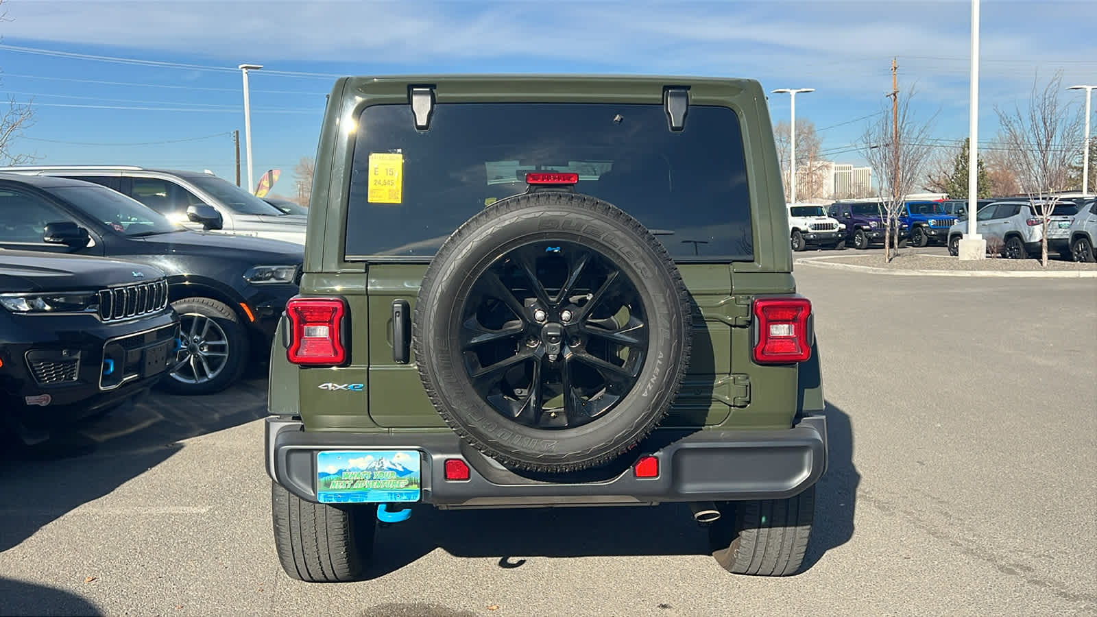 Thumbnail: 2023 Jeep Wrangler - 6