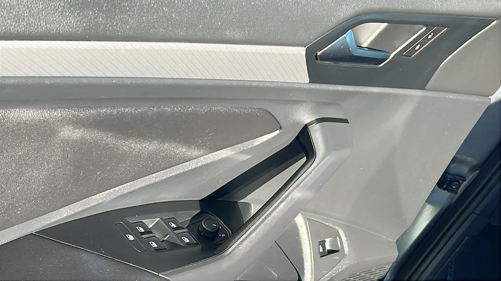 Thumbnail: 2019 Volkswagen Jetta - 22