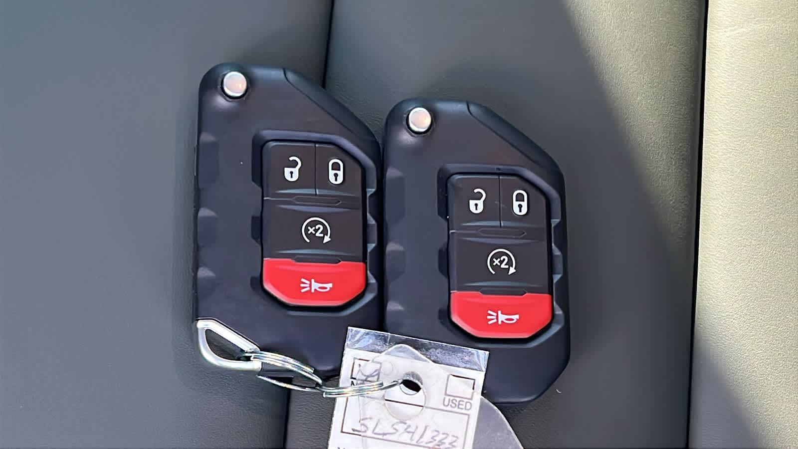 Thumbnail: 2025 Jeep Gladiator - 29