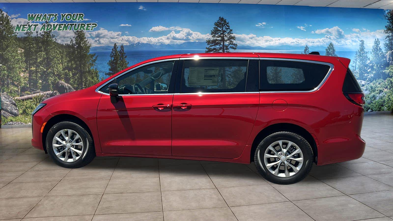 Thumbnail: 2027 Chrysler Pacifica - 8