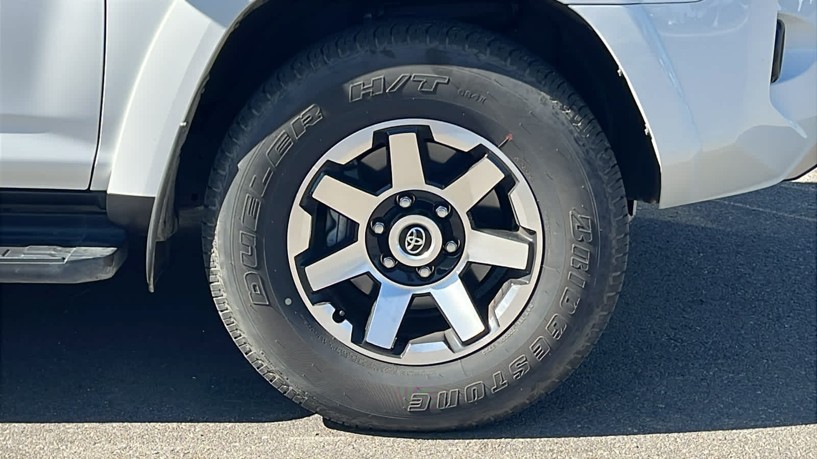 Thumbnail: 2023 Toyota 4Runner - 9