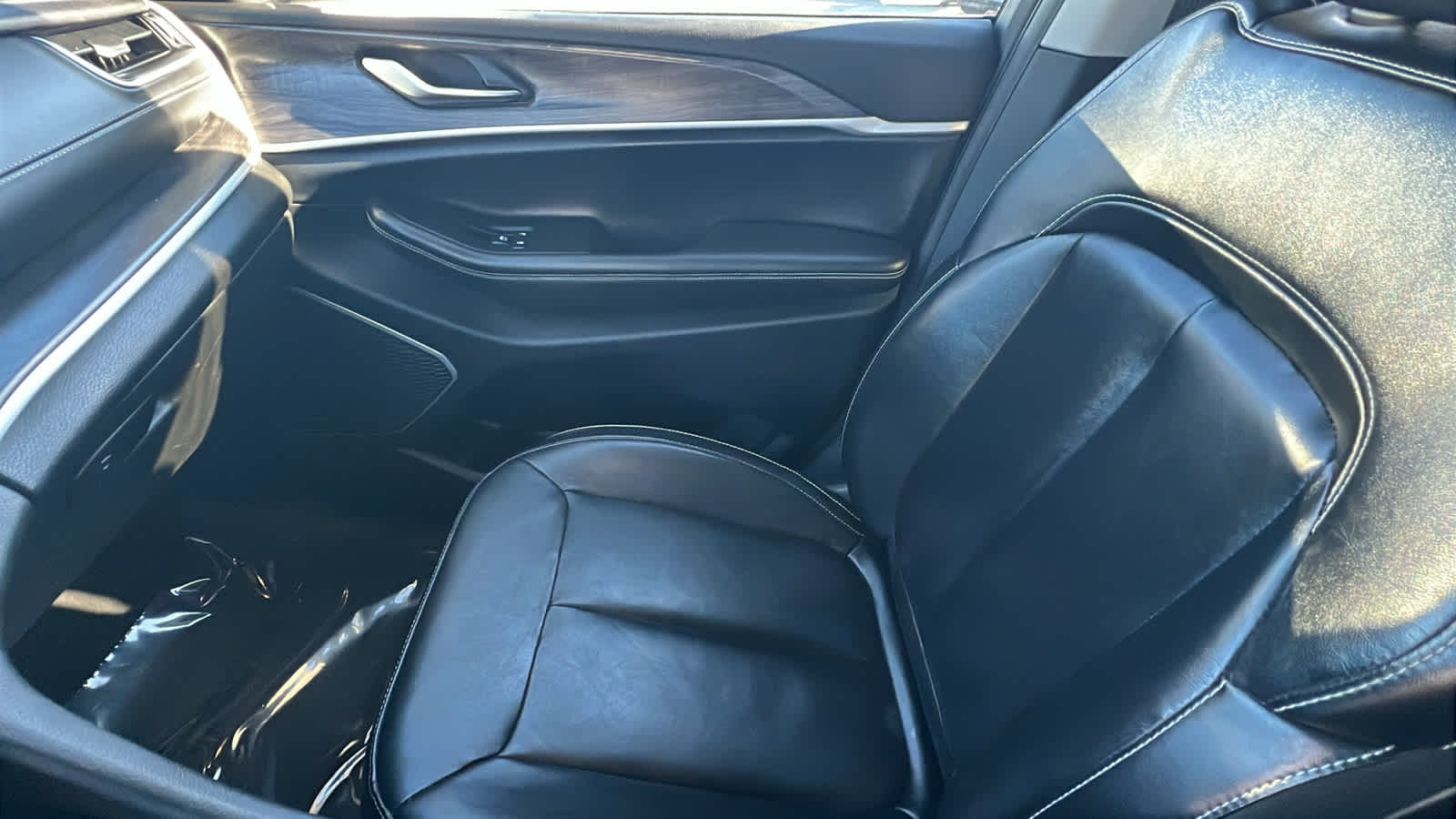 Thumbnail: 2021 Jeep Grand Cherokee L - 12