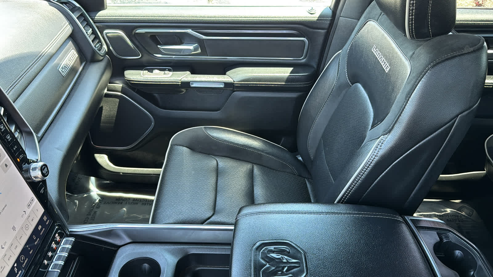 2023 RAM 1500 Laramie 12