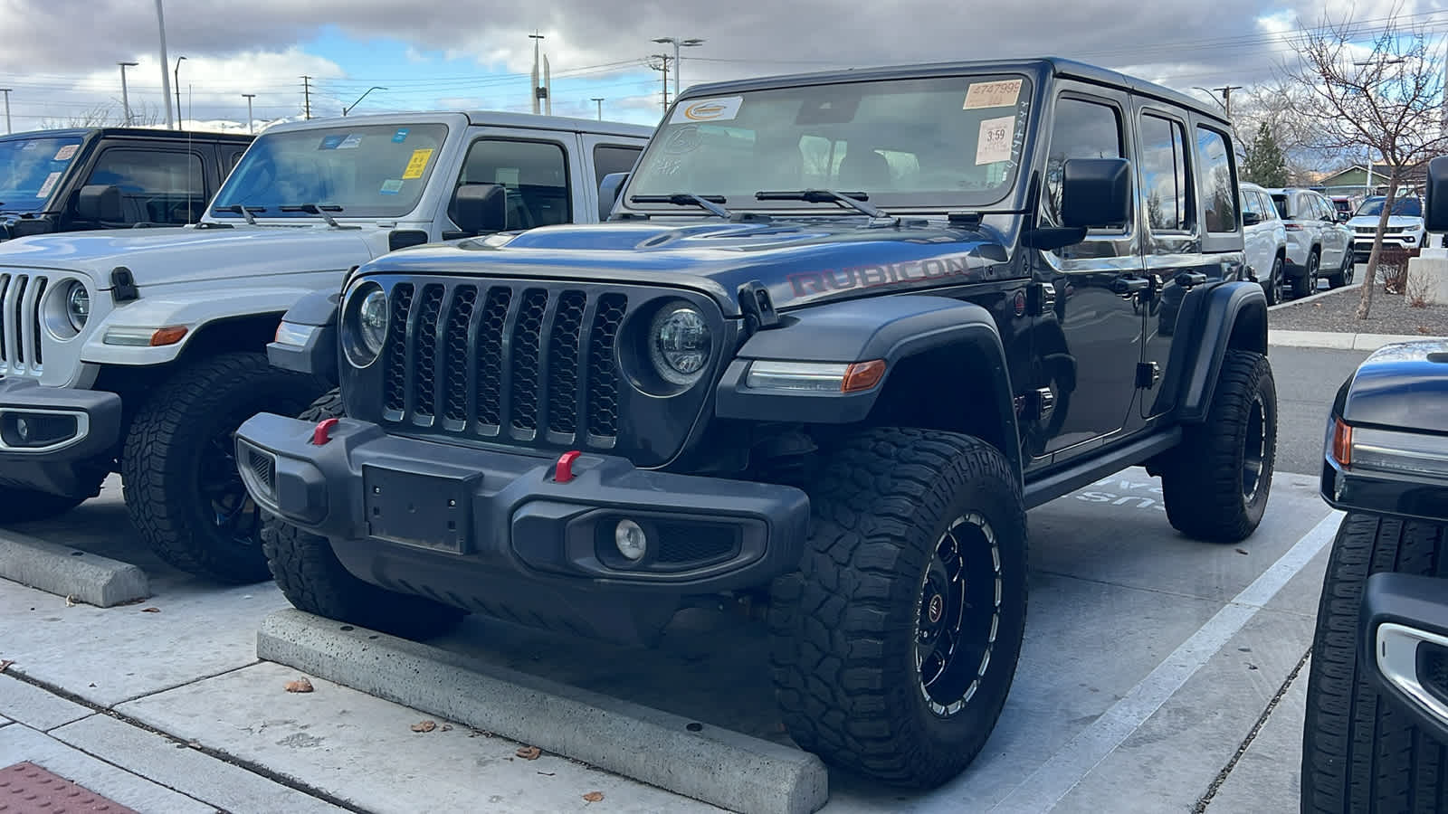 2025 Jeep Wrangler 4-Door Rubicon's photo