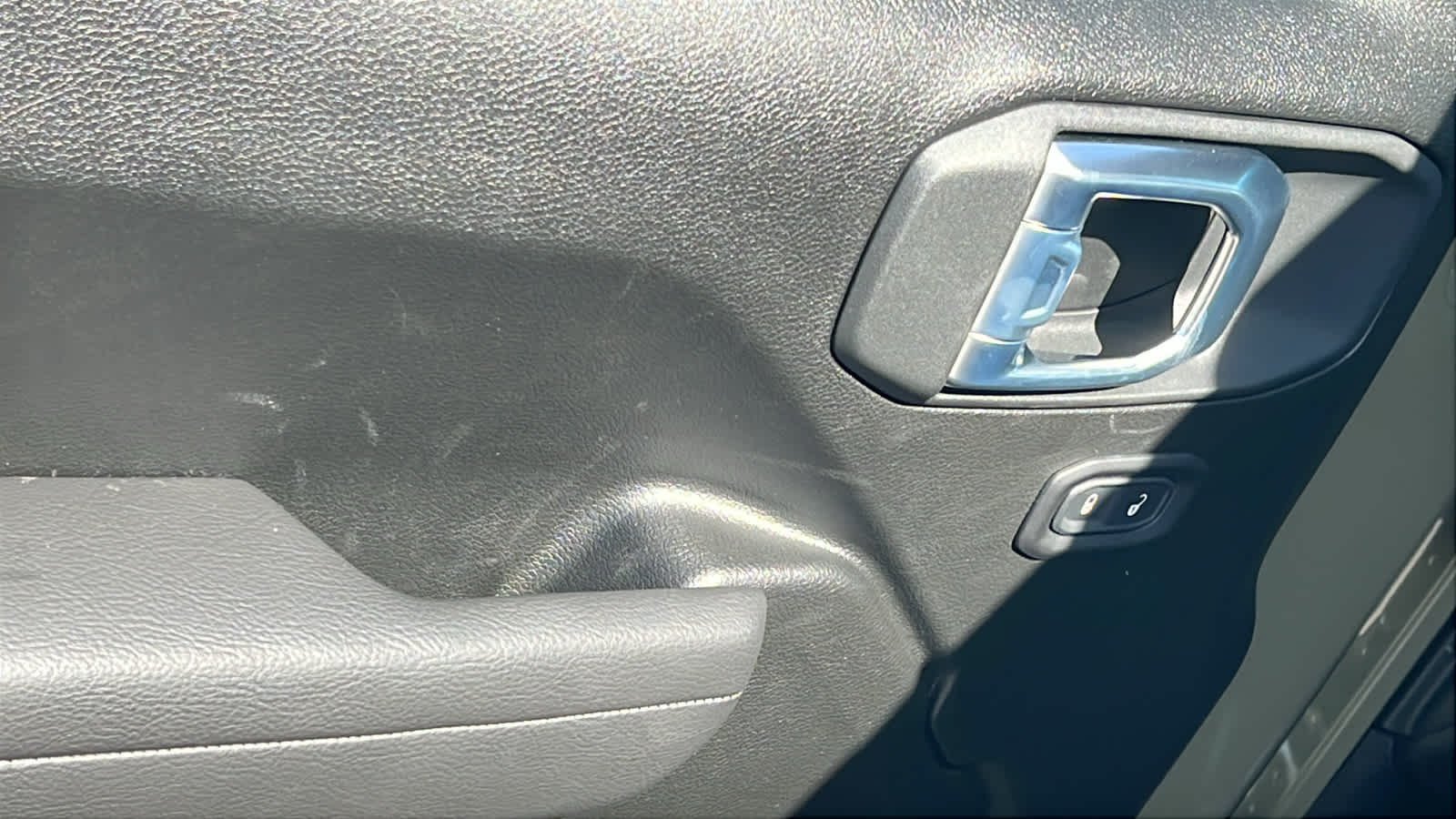 Thumbnail: 2026 Jeep Wrangler - 22