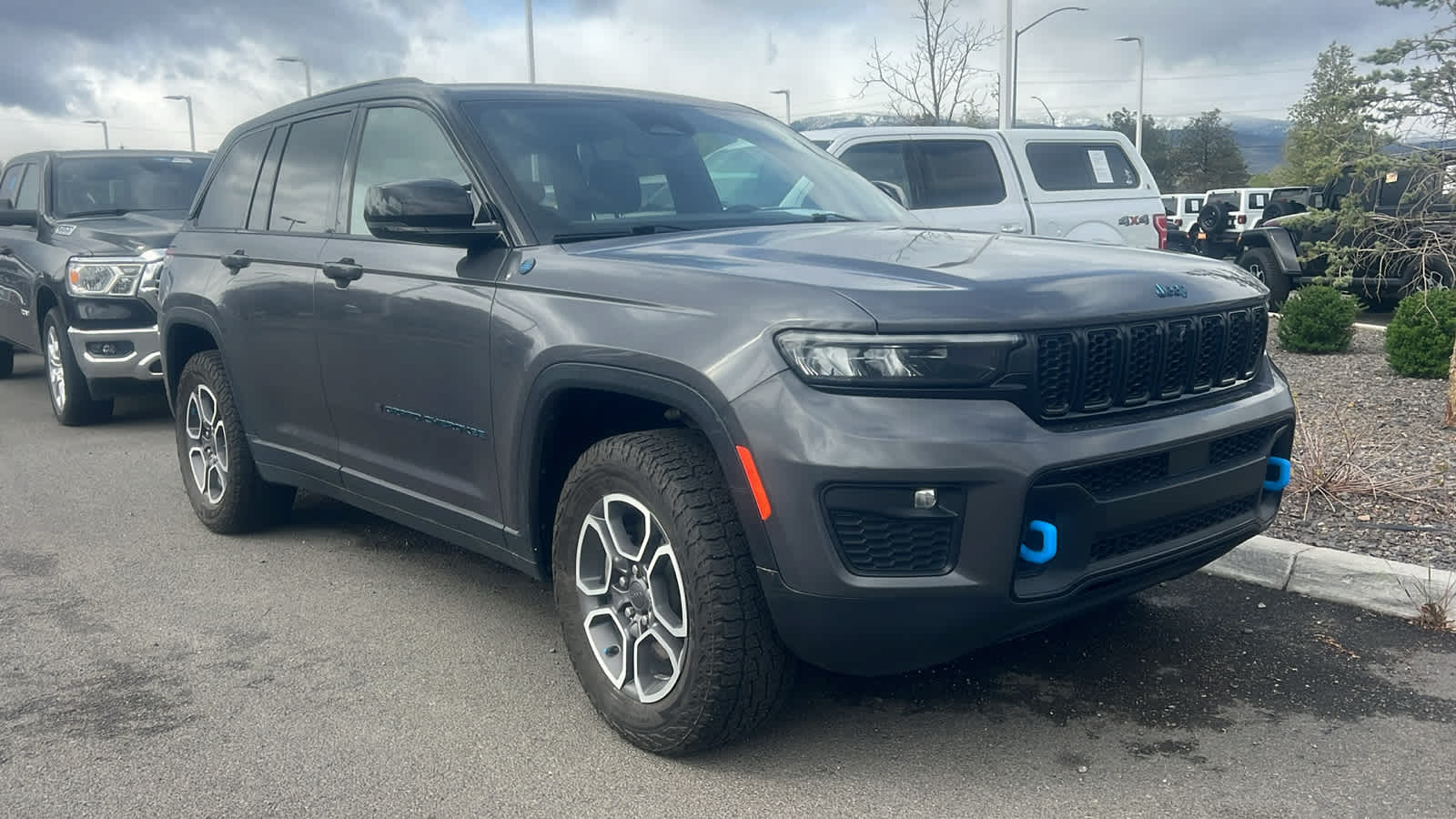 Thumbnail: 2022 Jeep Grand Cherokee - 3