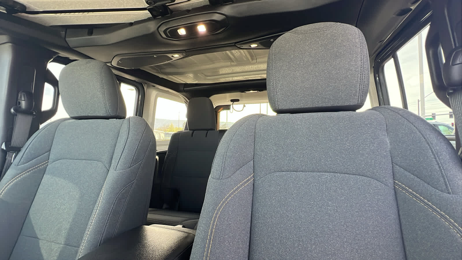 Thumbnail: 2024 Jeep Wrangler - 11