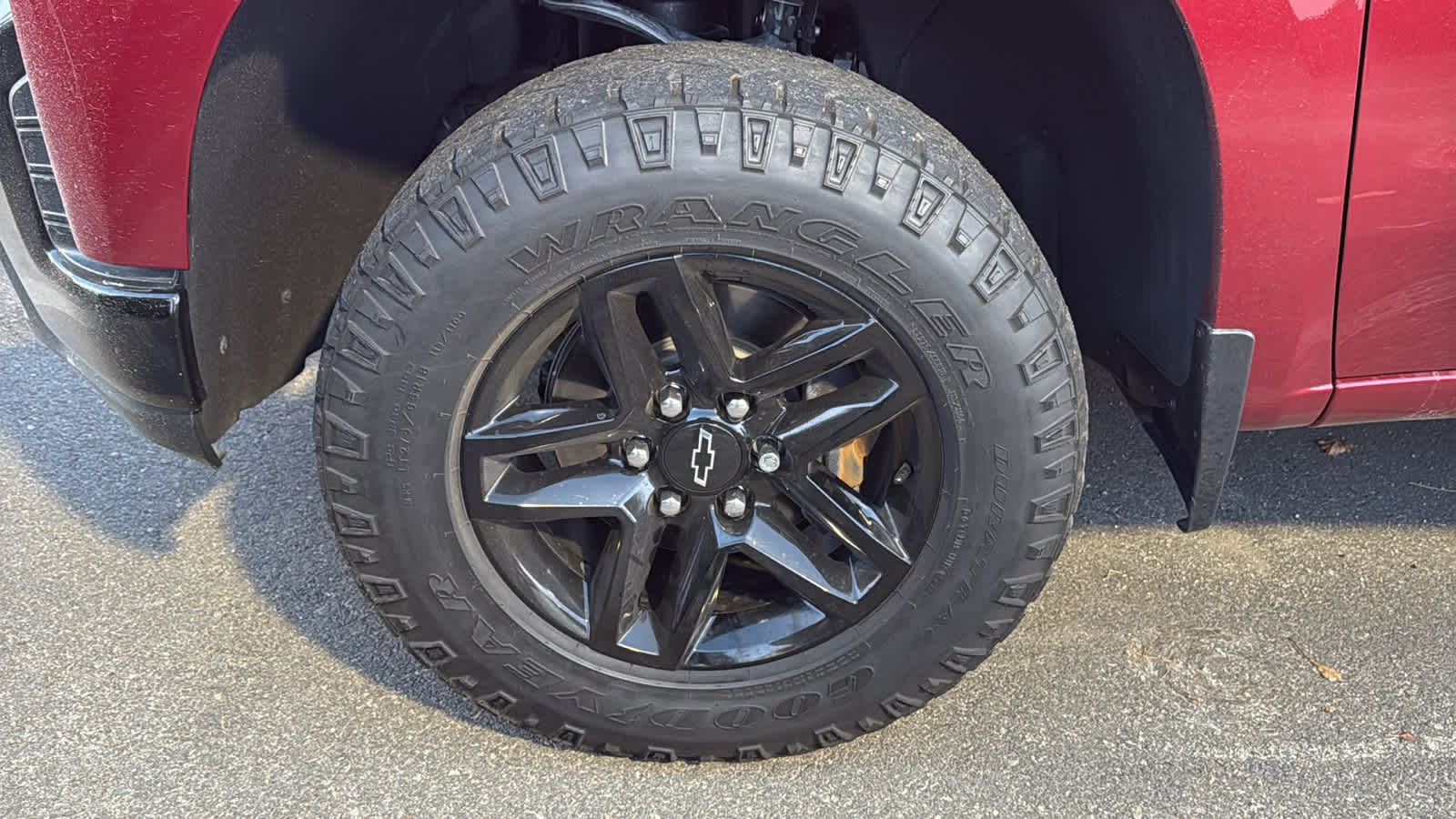 Thumbnail: 2020 Chevrolet Silverado 1500 - 3