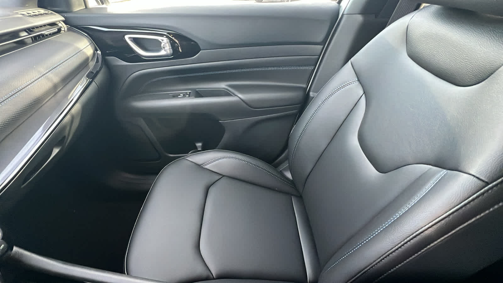 Thumbnail: 2026 Jeep Compass - 12