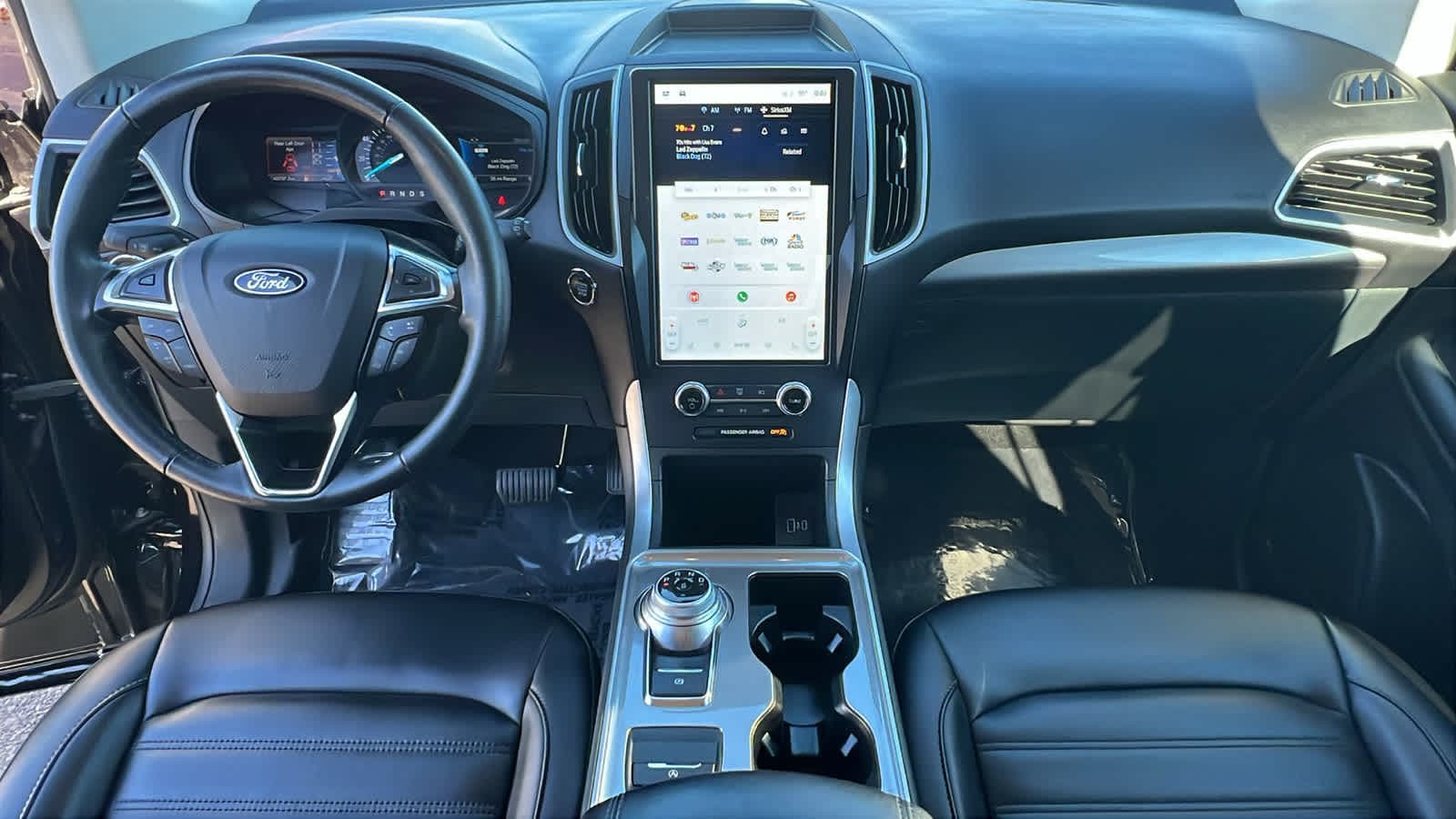 Thumbnail: 2023 Ford Edge - 26