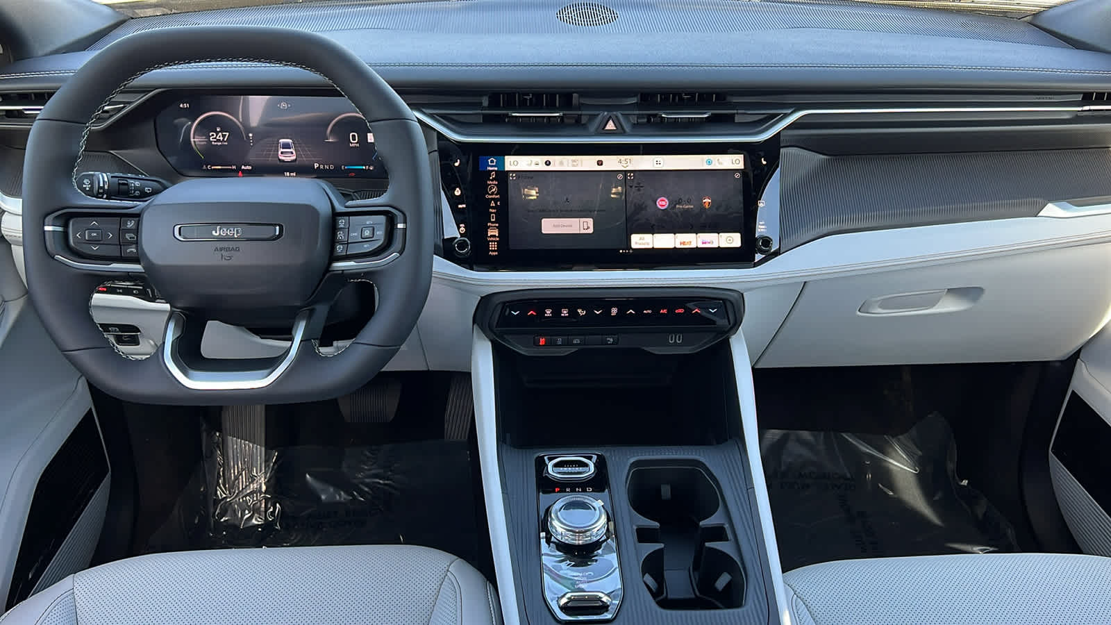 Thumbnail: 2026 Jeep Cherokee - 26