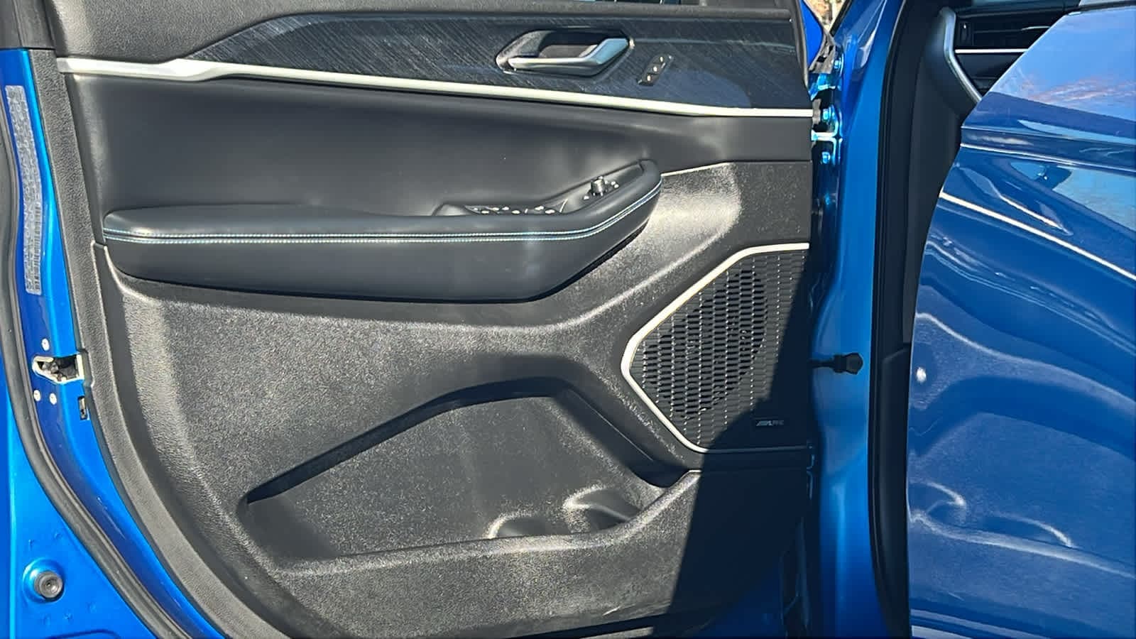 Thumbnail: 2022 Jeep Grand Cherokee - 23