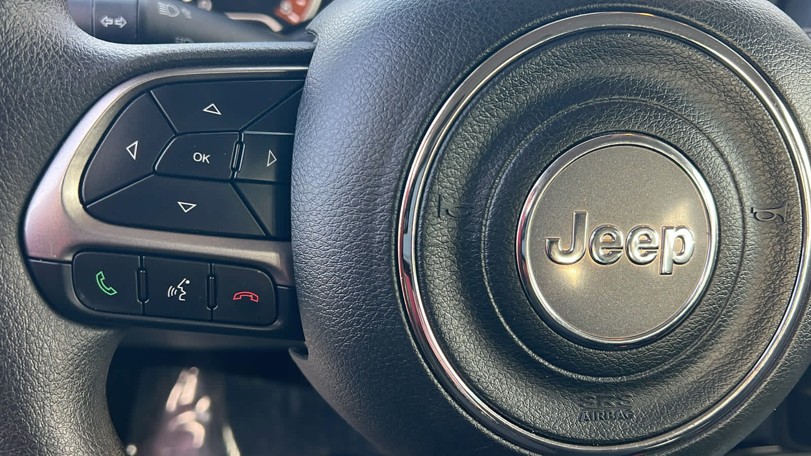 Thumbnail: 2022 Jeep Renegade - 19