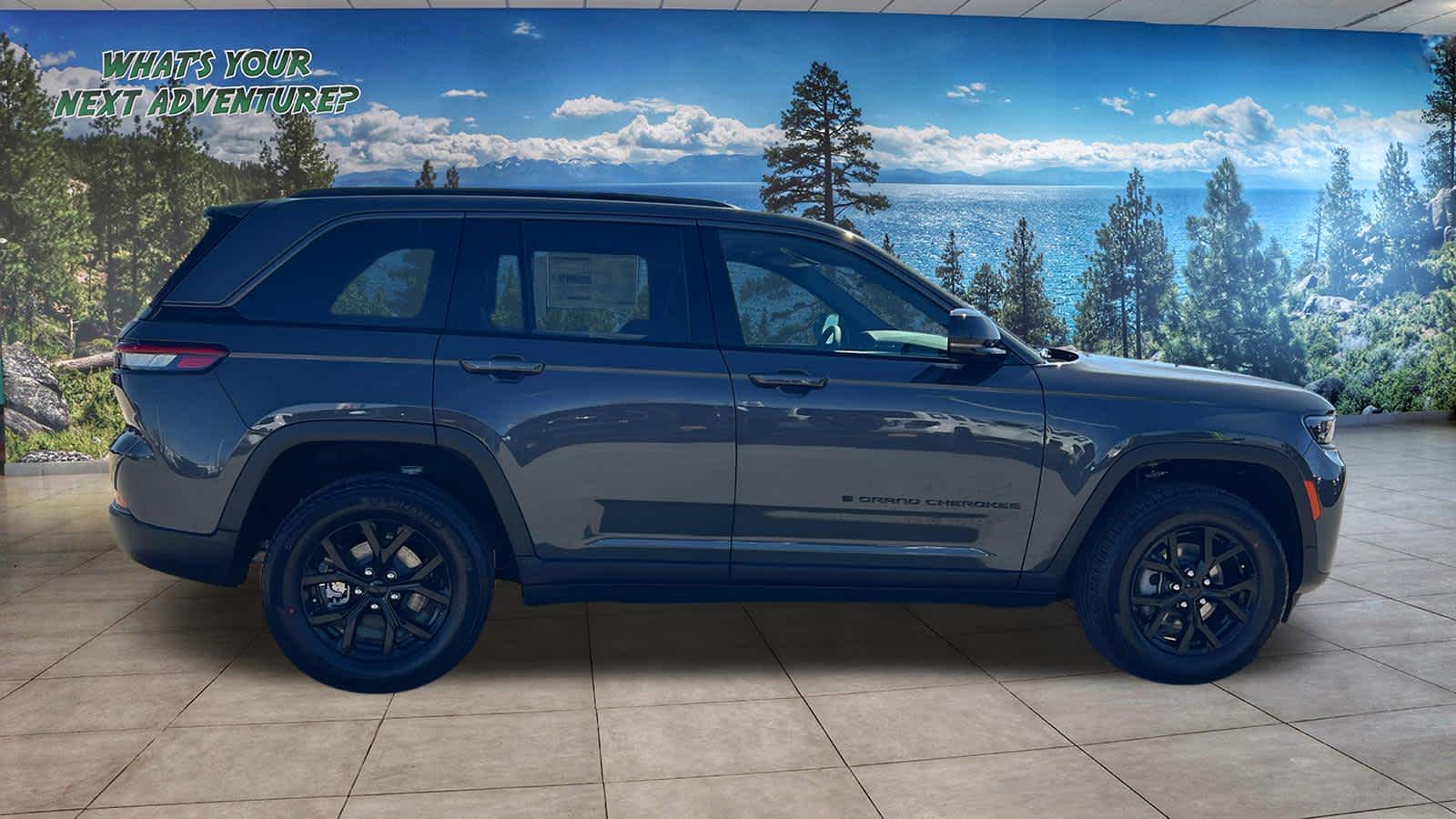 Thumbnail: 2026 Jeep Grand Cherokee - 4