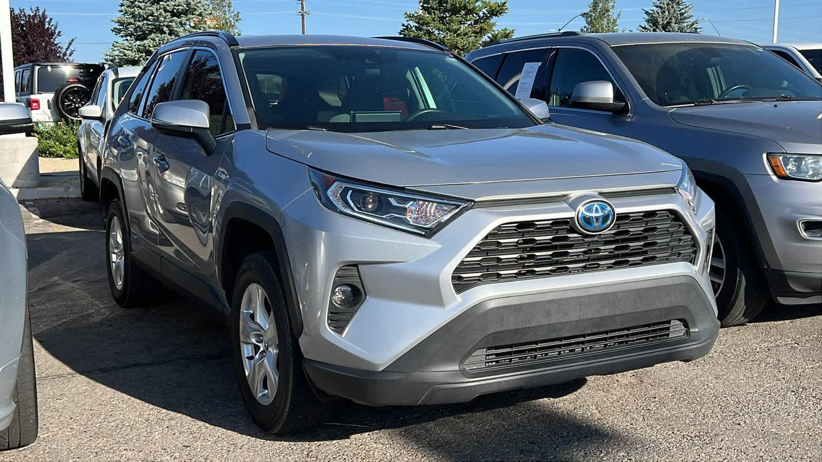 Thumbnail: 2020 Toyota RAV4 - 3