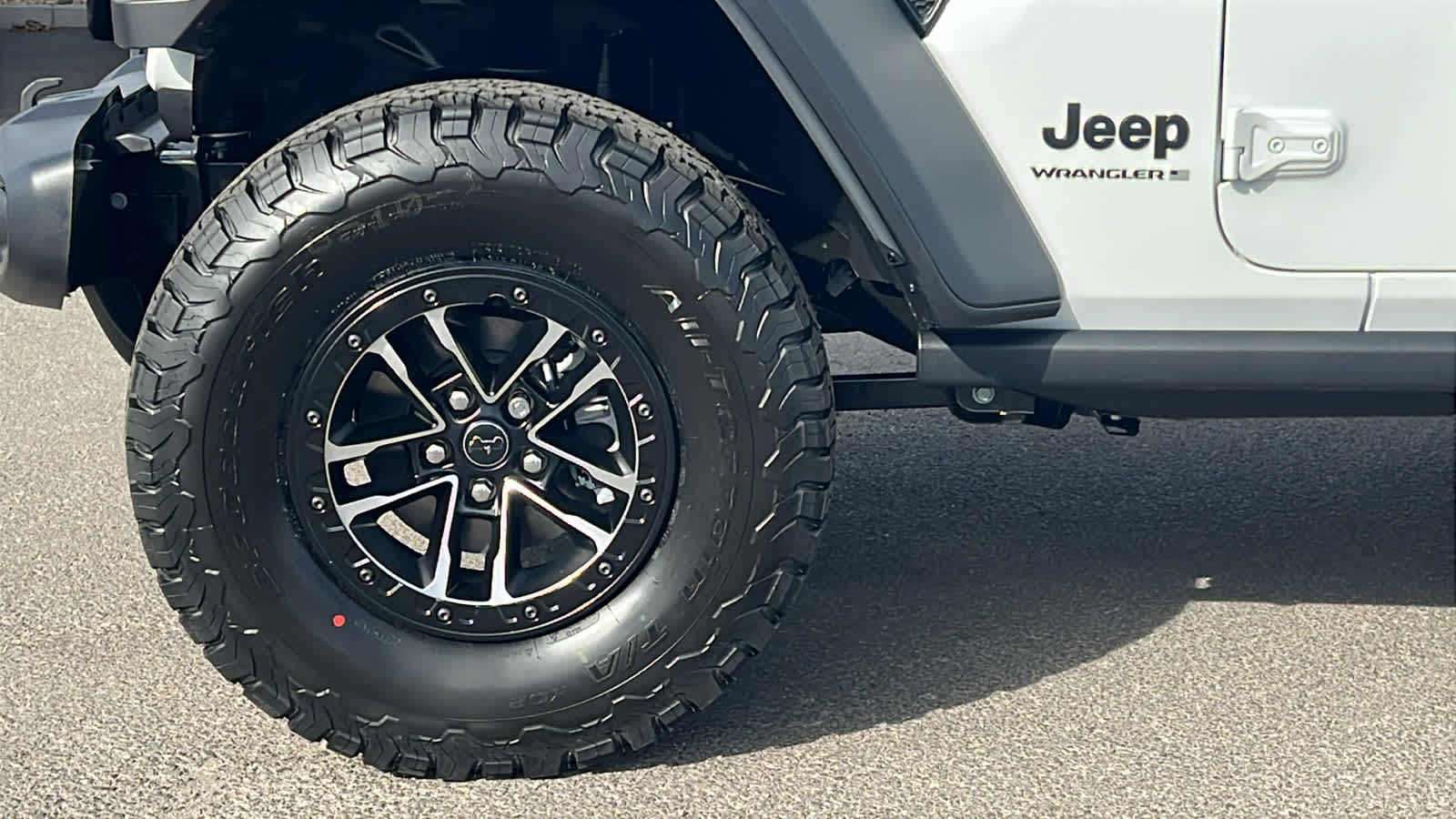 Thumbnail: 2026 Jeep Wrangler - 9