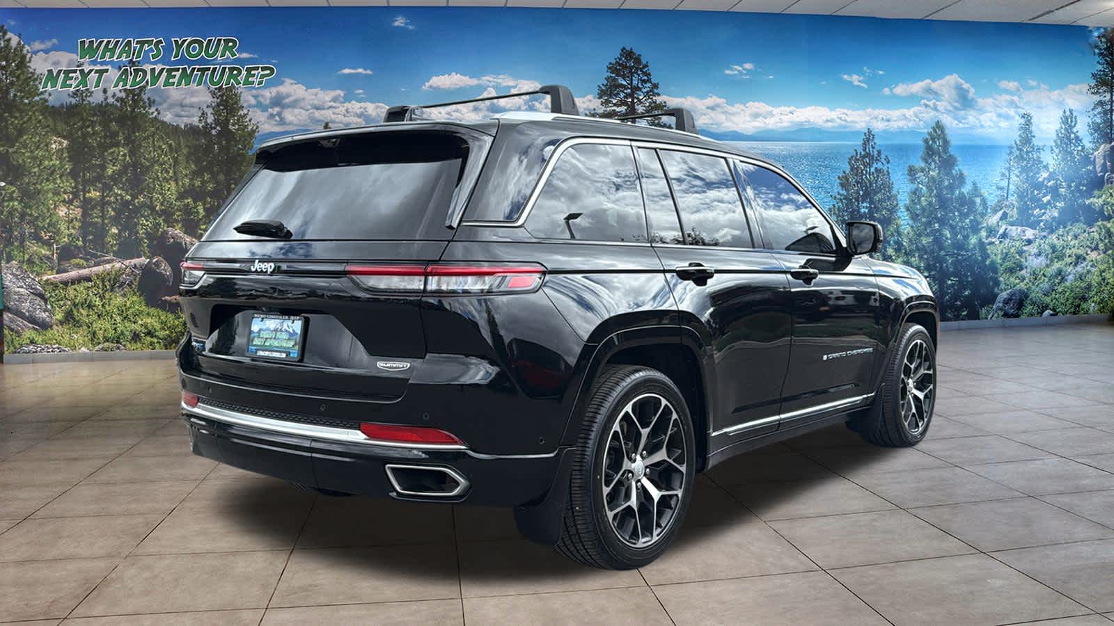 Thumbnail: 2022 Jeep Grand Cherokee - 5