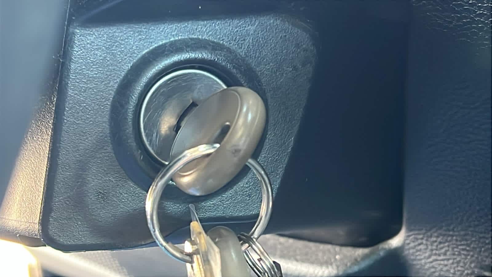 Thumbnail: 2018 Jeep Wrangler - 16