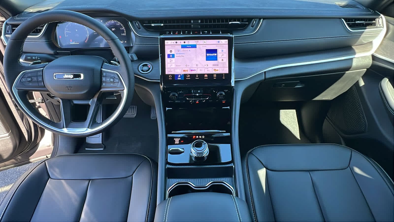 Thumbnail: 2025 Jeep Grand Cherokee - 26