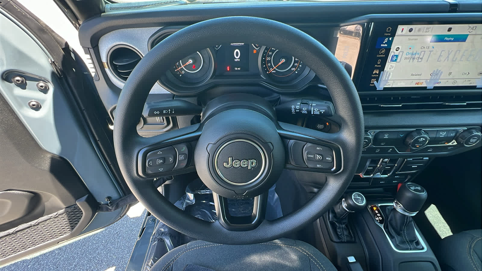 Thumbnail: 2026 Jeep Wrangler - 18