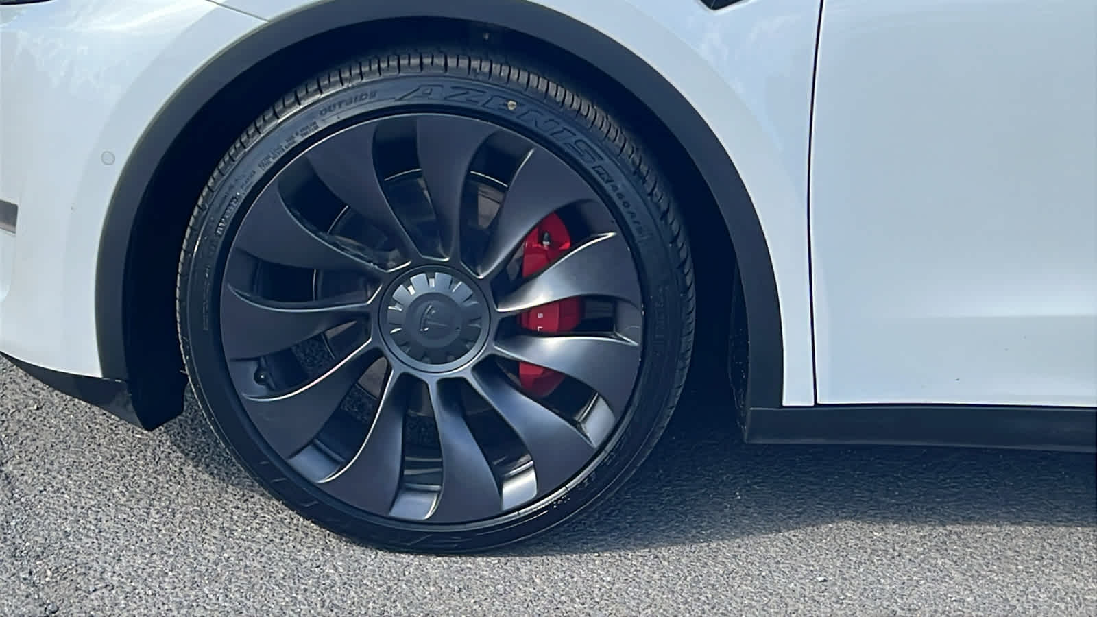 Thumbnail: 2022 Tesla Model Y - 9